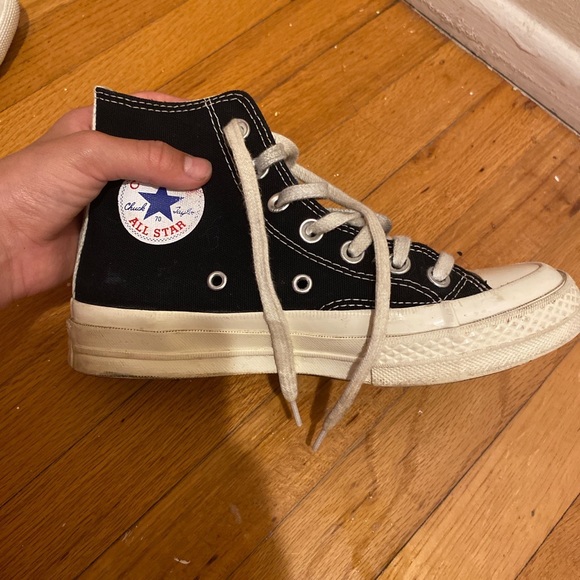 Cutest com de garçon converse sneakers ❤️❤️❤️ - Picture 2 of 3